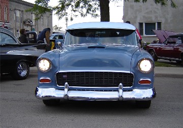 Chuck R's fine '55 Chevy