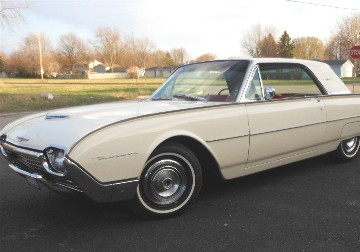 1962 Thunderbird