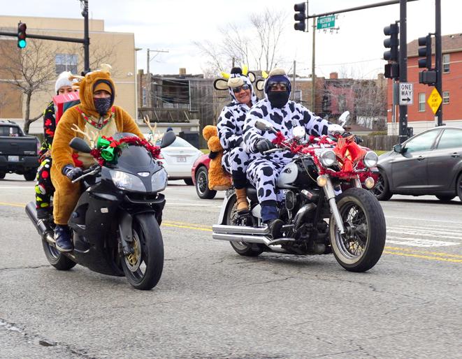 Toys for Tots parade in Chicago 2018